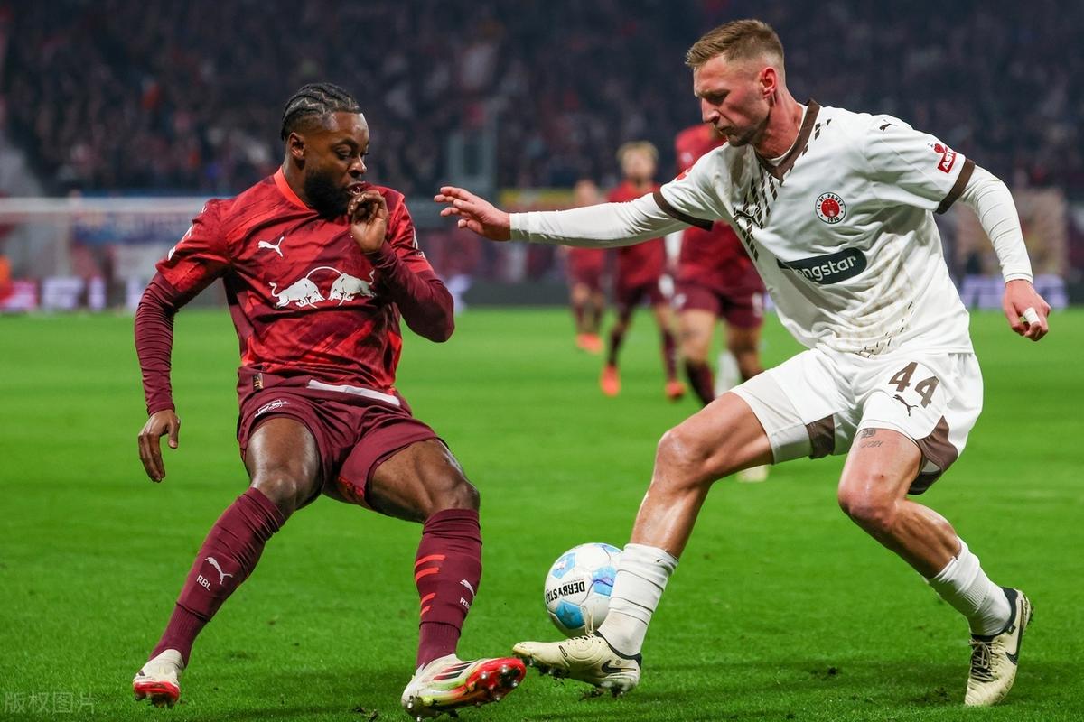 关于莱比锡客场大胜多特蒙德,积分榜上升至第四的信息 关于莱比锡客场大胜多特蒙德,积分榜上升至第四的信息