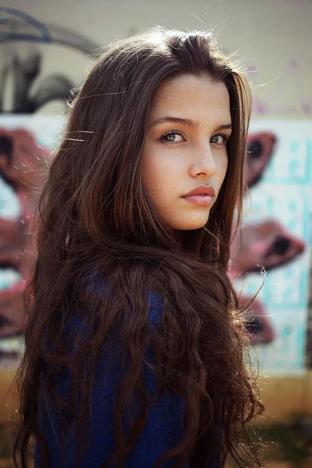 包含芬兰脱颖而出,力克摩尔多瓦的词条 包含芬兰脱颖而出,力克摩尔多瓦的词条