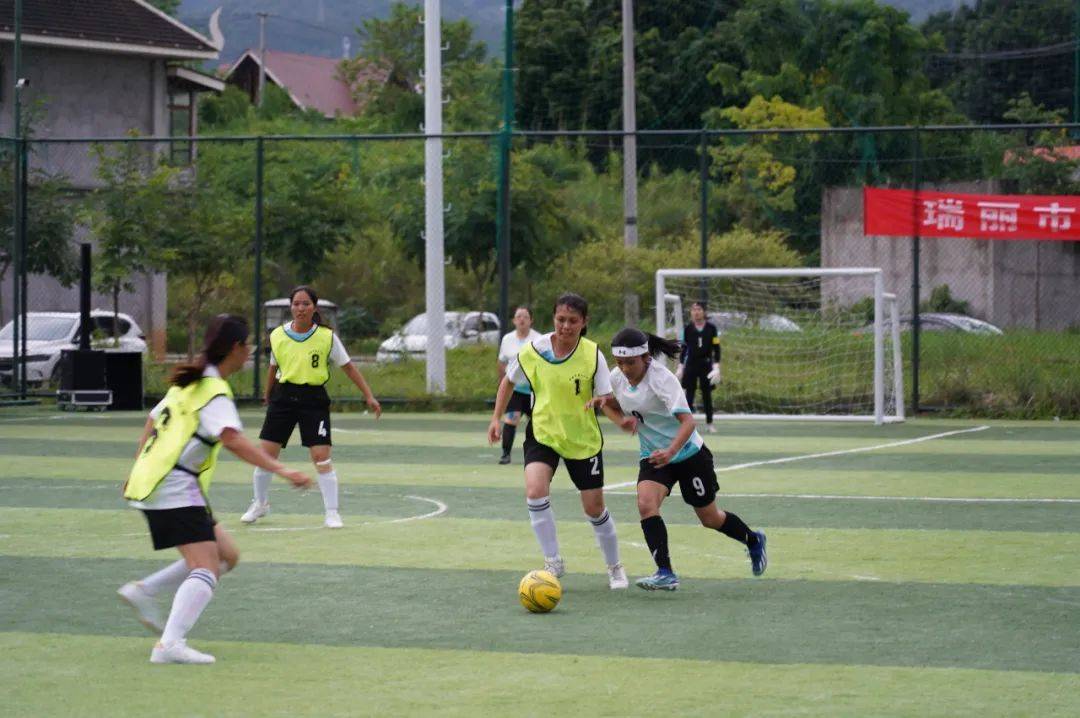 od体育注册-精湛的球技和团队合作成就了一场绝美比赛