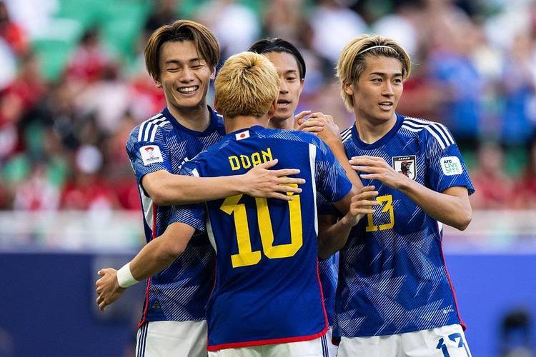 日本球员在欧洲联赛中展现出色技术