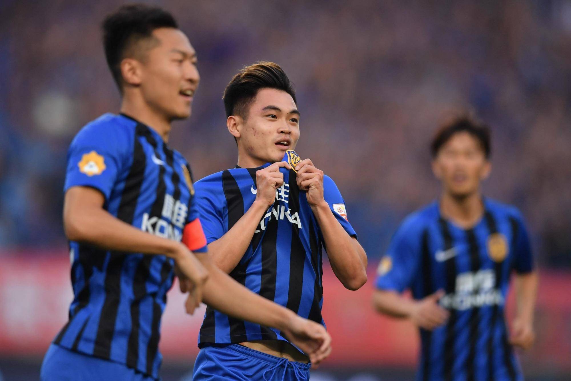 江苏苏宁客场赢球,继续追赶争冠集团的简单介绍 江苏苏宁客场赢球,继续追赶争冠集团的简单介绍