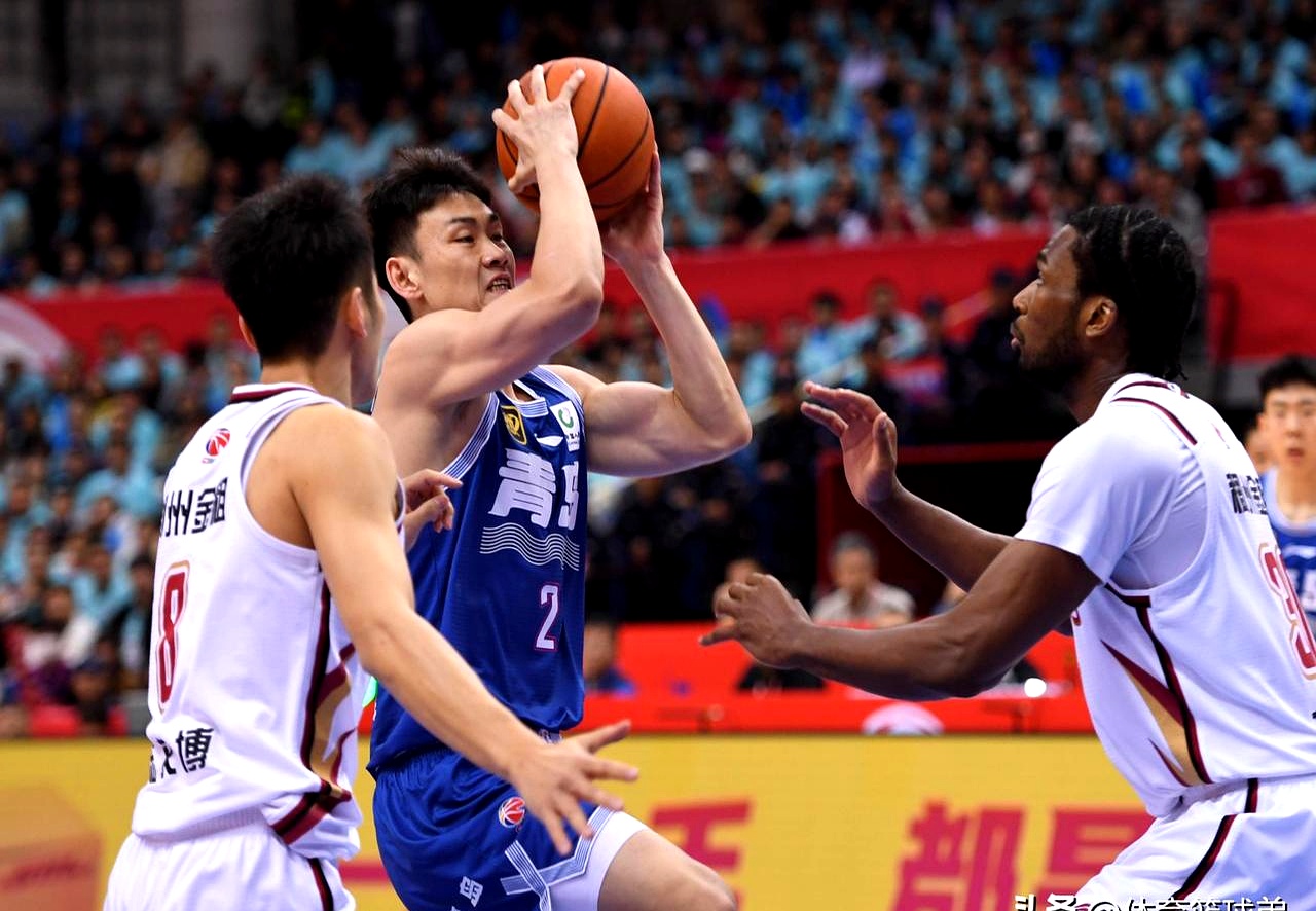 od体育直播-CBA新赛季即将开幕，球员合练备战迎冠军