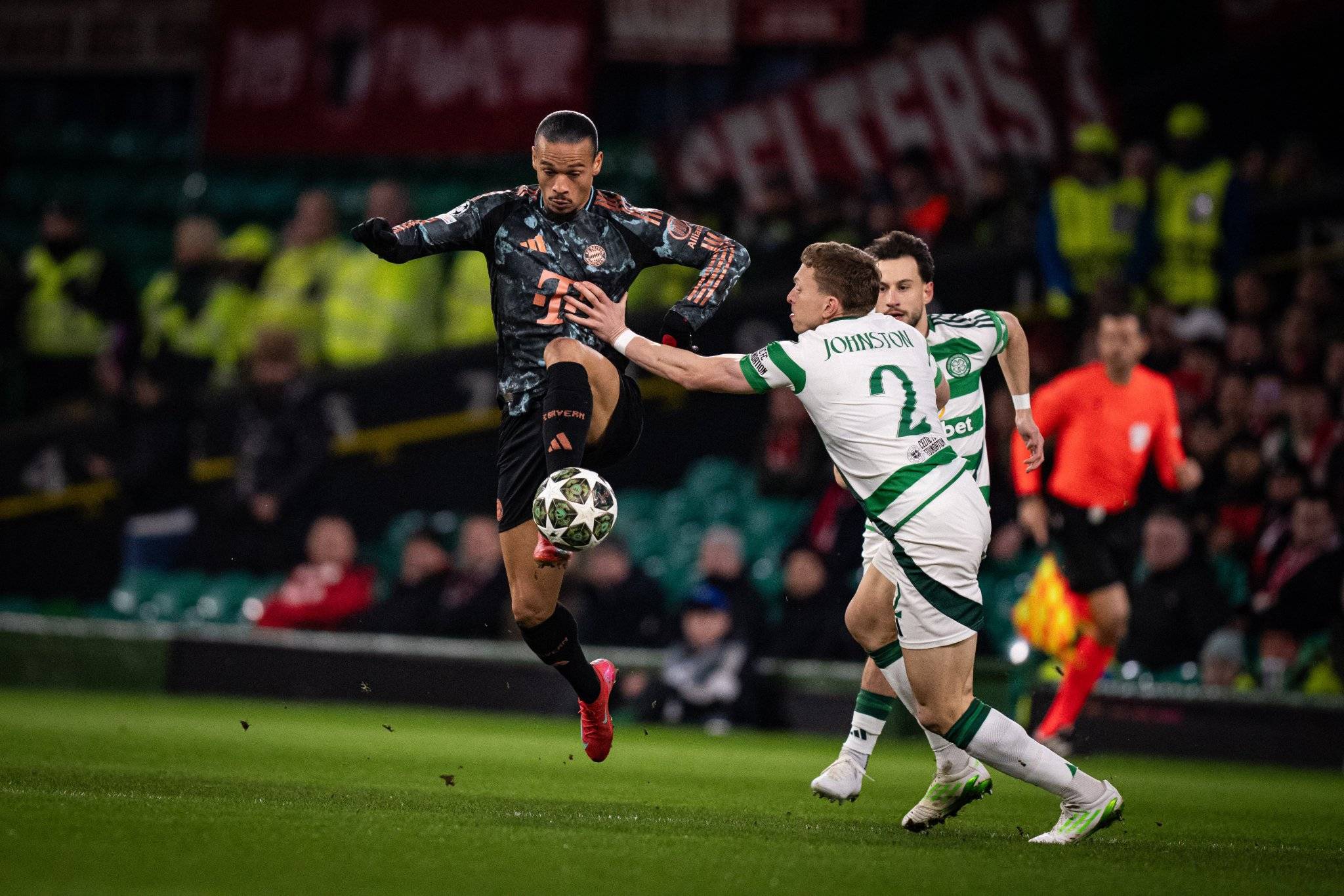 拜仁慕尼黑神奇逆转皇马,欧冠比赛惊险胜出的简单介绍 拜仁慕尼黑神奇逆转皇马,欧冠比赛惊险胜出的简单介绍