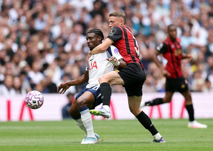 热刺连胜遭终结,客场不敌斯托克城,不利开局的简单介绍 热刺连胜遭终结,客场不敌斯托克城,不利开局的简单介绍